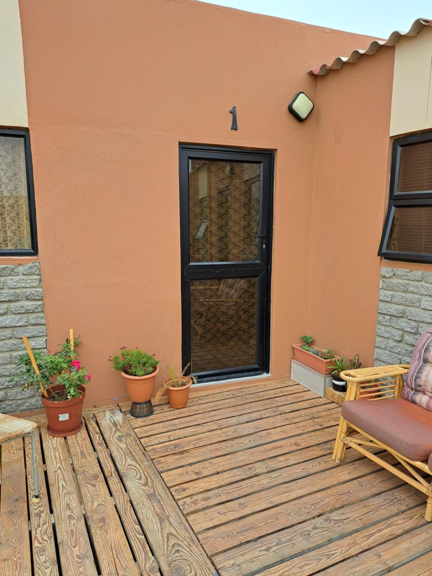 2Fiftysix On Second Apartment Luderitz Exterior photo